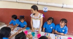 Familias yucatecas alistan compras escolares; regreso a clases dejará millonaria derrama comercial