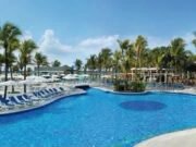 Reino Unido alerta por aumento de casos de ciclospora asociados a viajes a Cancún y Riviera Maya