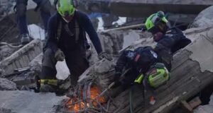 Colombia frena ingreso de rescatistas mexicanos; México mantiene ayuda tras el sismo