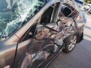 Conductor queda inconsciente tras fuerte choque contra autobús en la Mérida–Umán