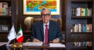 Rocha Moya vuelve a pedir licencia y reabre la incertidumbre política en Sinaloa