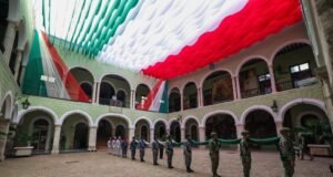 Con izamiento de la Bandera, Yucatán da inicio a las celebraciones del Mes de la Patria