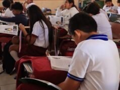 Adiós al celular en las aulas: restringirán su uso desde noviembre