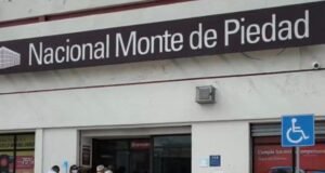 Tras un año de huelga, el Monte de Piedad reabre y recibe a decenas de clientes en Mérida