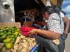 Aromas de finados en el Lucas de Gálvez, ya invaden los mercados de la ciudad