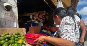 Aromas de finados en el Lucas de Gálvez, ya invaden los mercados de la ciudad